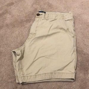 American eagle khaki shorts